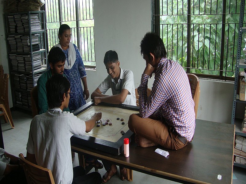 Carrom Competition